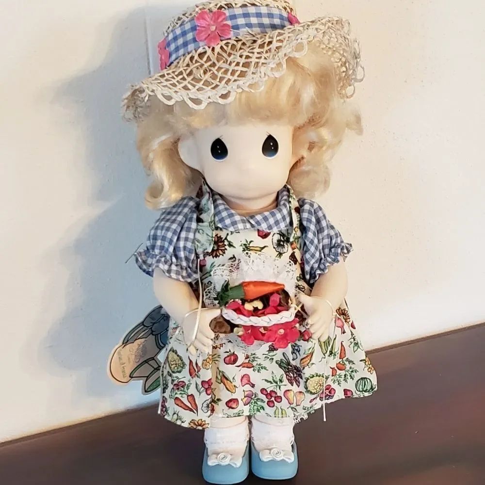 Precious Moments Garden of Friends Doll - Blossom - August - #1462